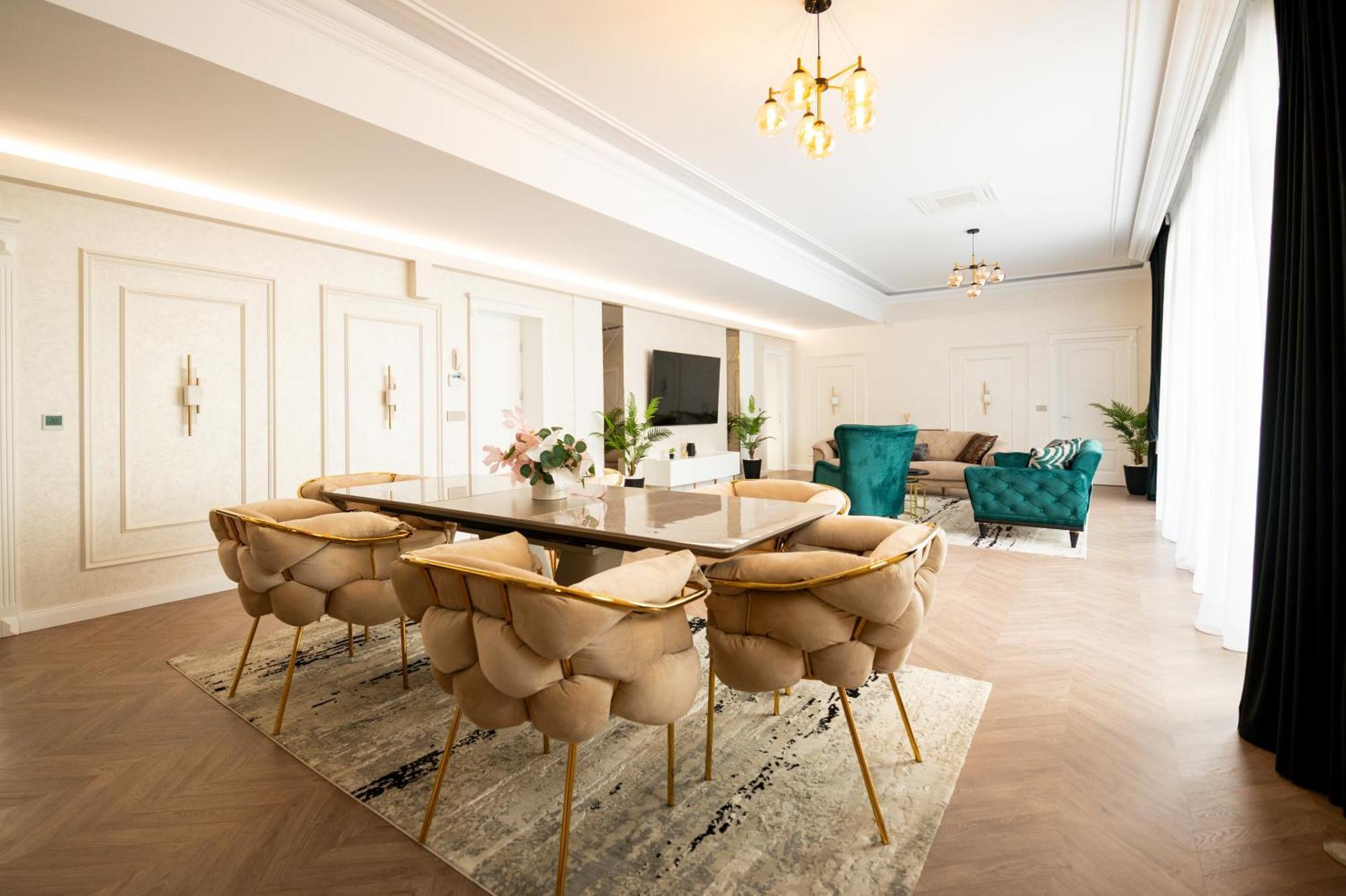 The Penthouse Hotell Vaslui Eksteriør bilde