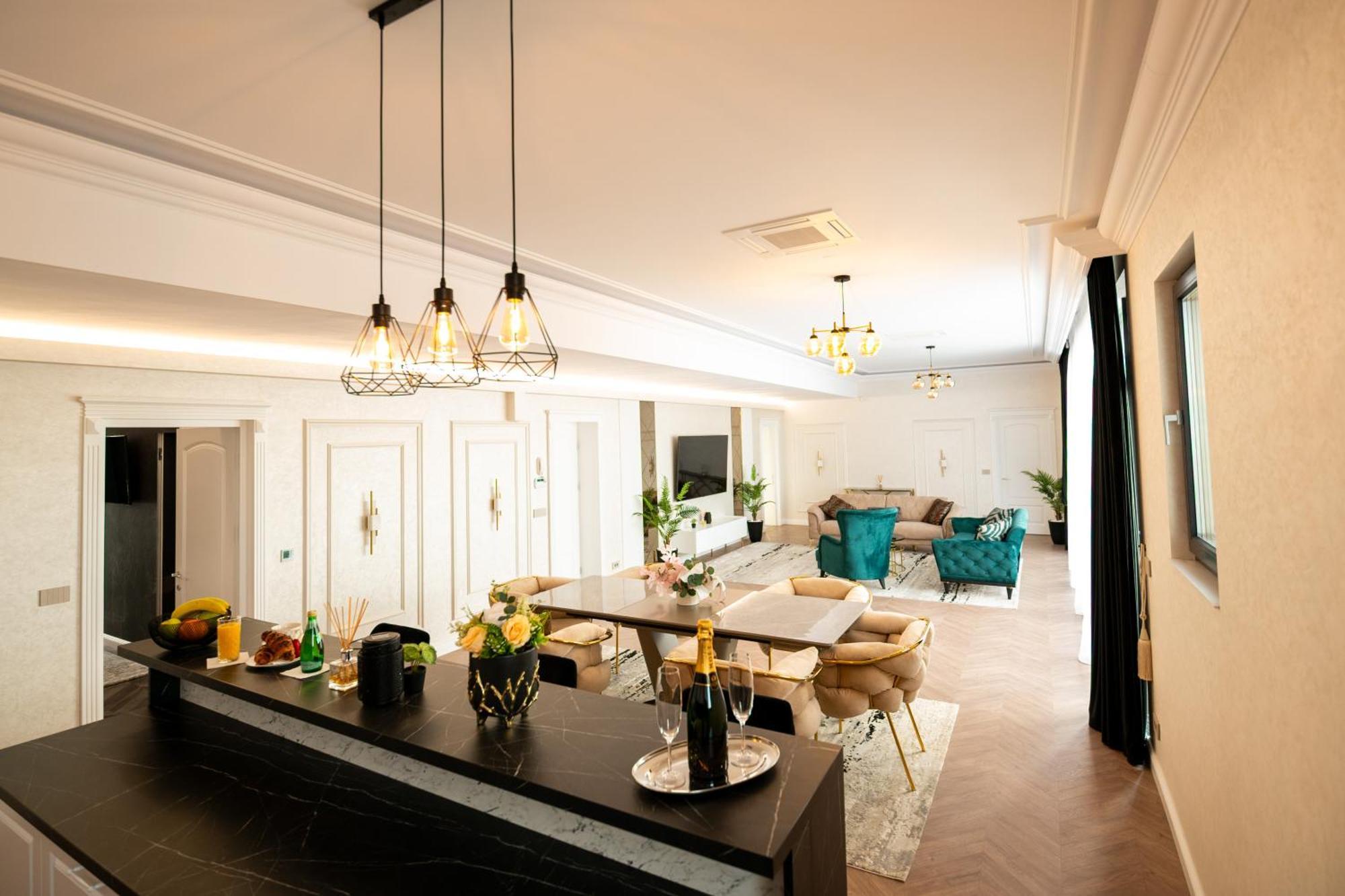 The Penthouse Hotell Vaslui Eksteriør bilde