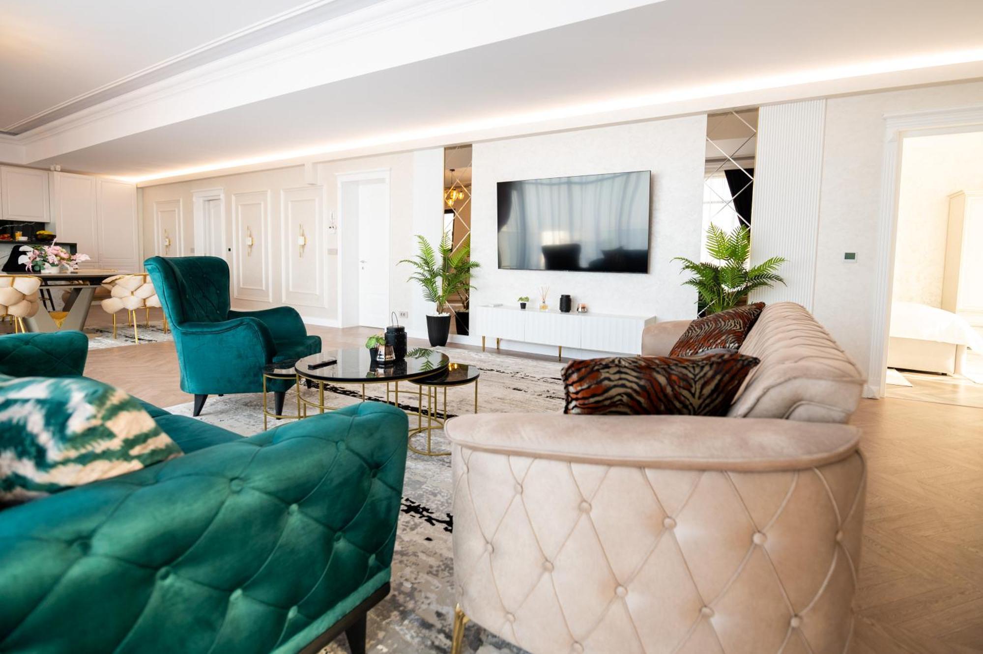 The Penthouse Hotell Vaslui Eksteriør bilde